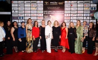 Sibel Tatar, Kıbrıs 3. Altın Caretta Yaşam Ve Turizm Ödülleri Törenine Katıldı